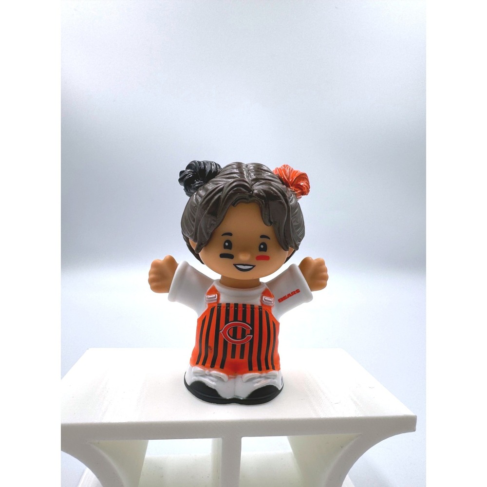 Fisher Price Little People Chicago Bears‎ NFL Football Girl Fan Figure Orange